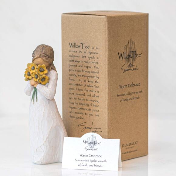 NWT Willow Tree Warm Embrace Hand-Painted Sculpted Figurine - Picture 2 of 5